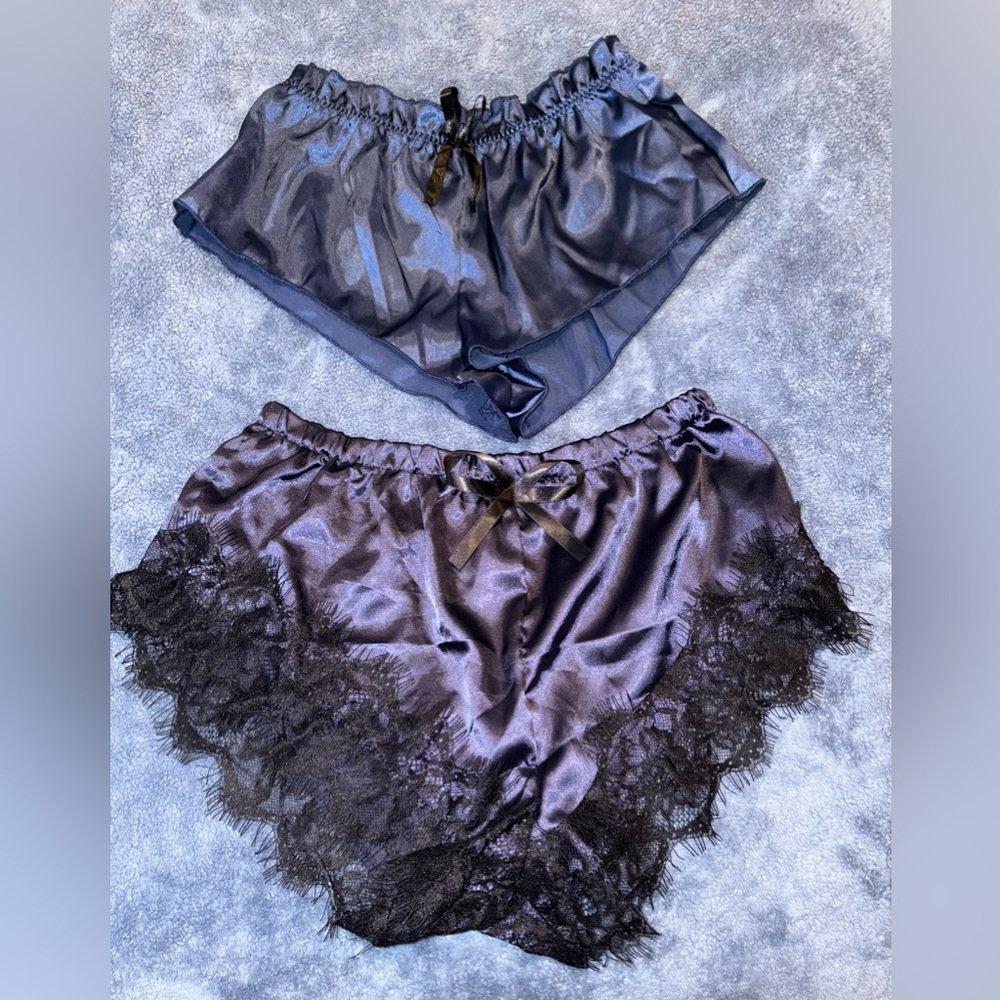 NWOT Elegant and SEXY Set of Blue Lace Trim Satin Shorts
